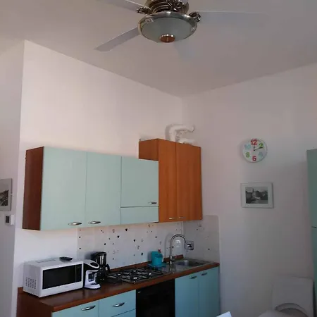 Frida Center Appartement *