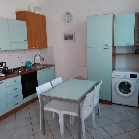 Frida Center Apartment Sanremo